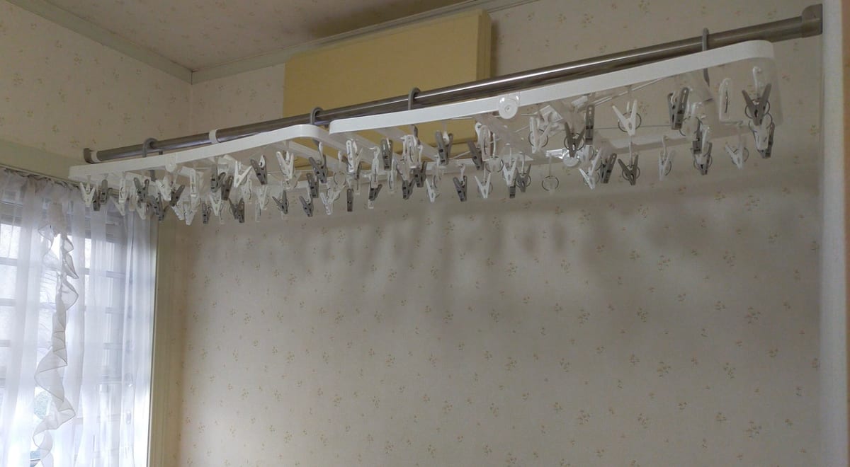 洗面所に物干しをDIY!雨の日も干す場所に困らなくて便利